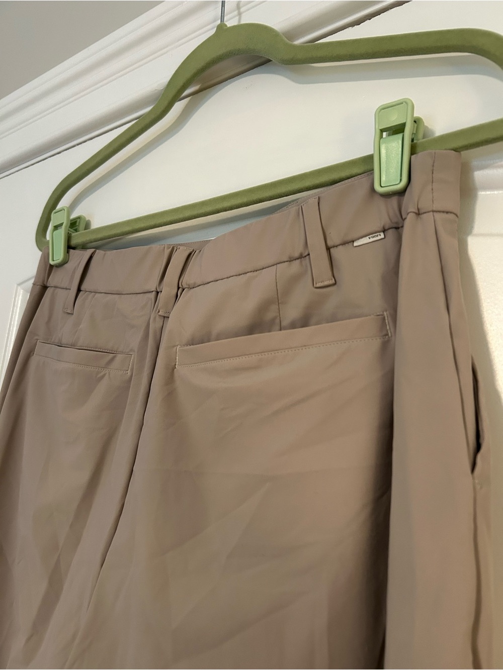 Vuori Miles Straight Leg Trouser in Willow Gray Medium - Picture 5 of 7